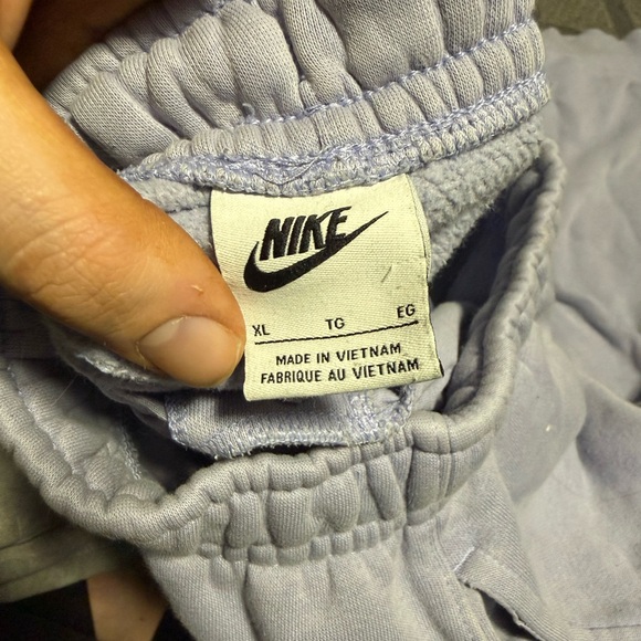 Nike Womens Light Purple Sweatpants - Picture 5 of 5